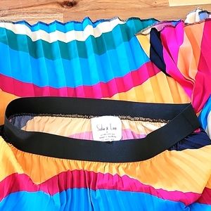 SADIE & LOVE Pleated Rainbow Skirt Size Large